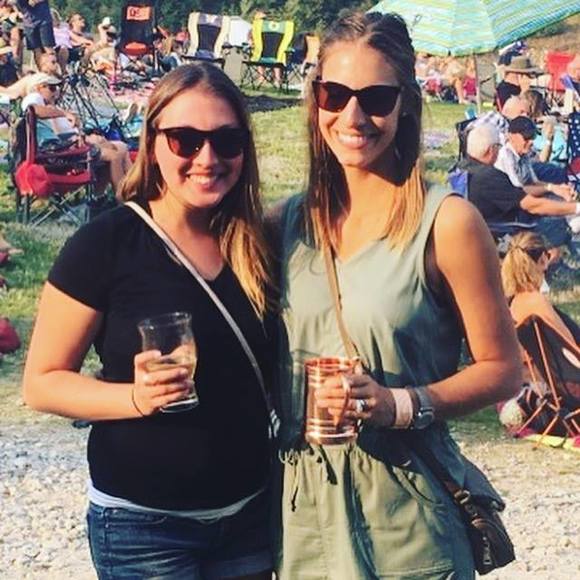 Meet your Posher, Courtney - Picture 1 of 1